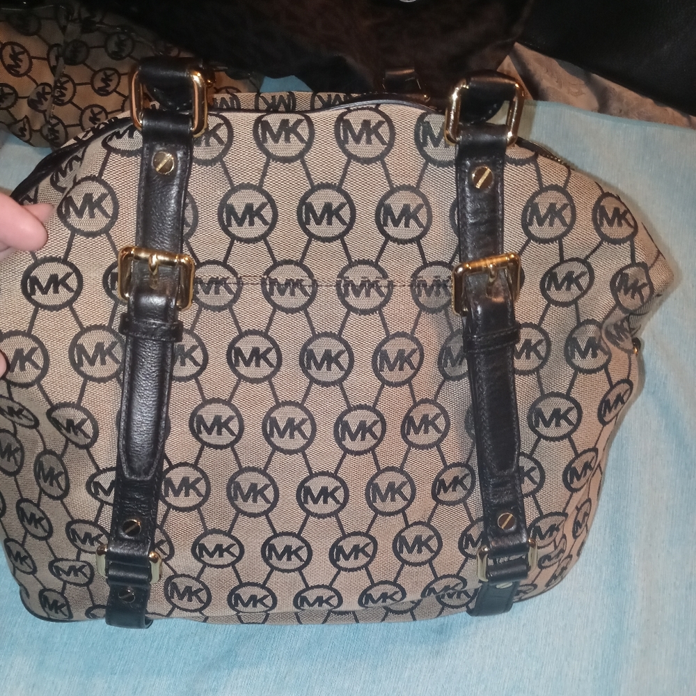 Auth MICHAEL KORS Jacquard Bedford Satchel